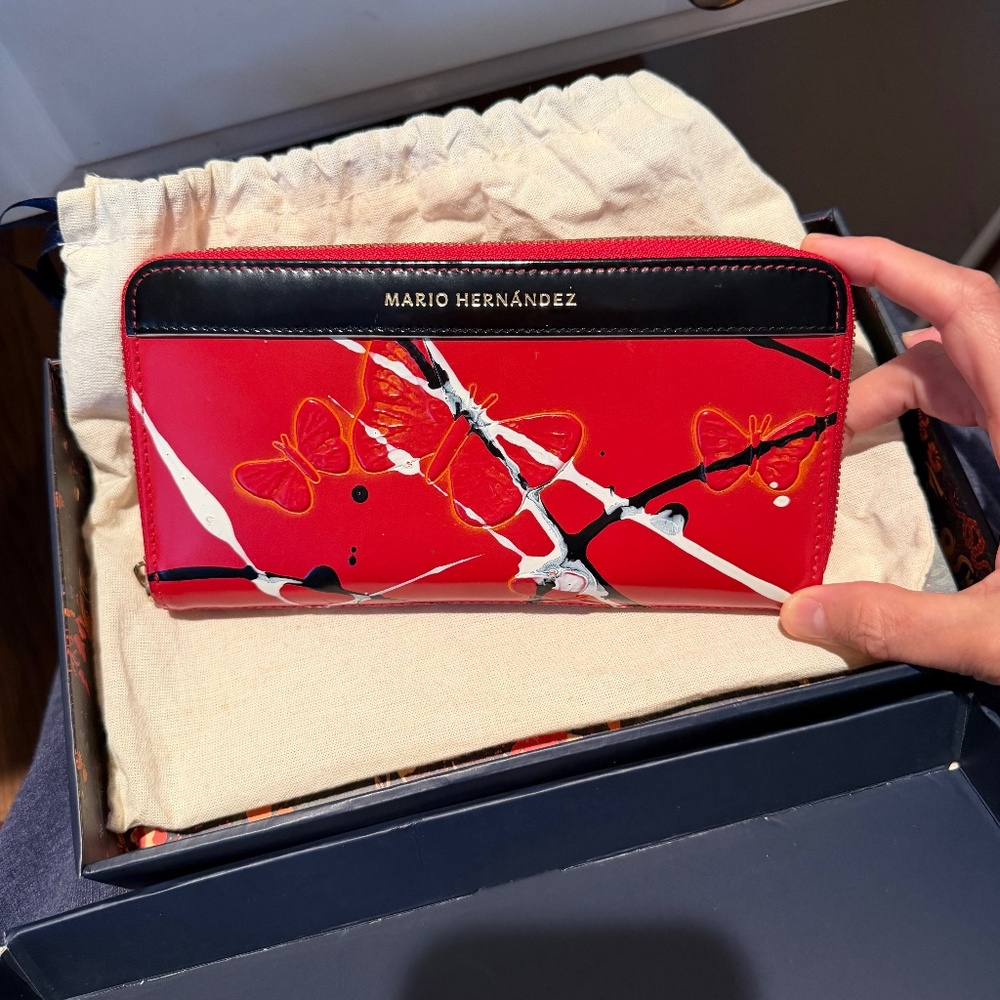 MARIO HERNANDEZ ALL LEATHER WALLET